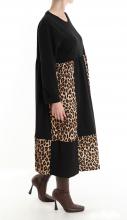 Svart klänning med leopardprint