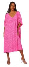 Pinkki-kukallinen mekko
